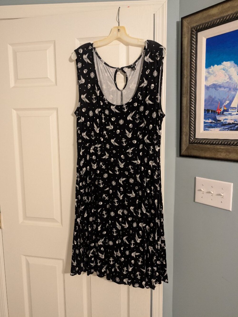 Torrid Black White Graphic Print Scoop Neck Flowy Midi Dress Size 1 (14-16)